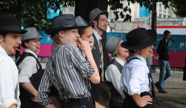 Beeldcolumn – Zomertheater in Brussel